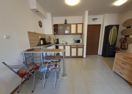 Apartament z widokiem na basen w dużym kompleksie. Zdjęcie 9 Apartament z widokiem na basen w dużym kompleksie. Zdjęcie 9