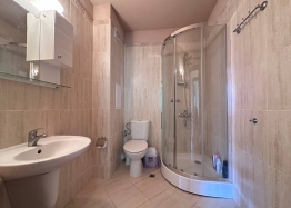 Schöne Wohnung 50 Meter vom Meer entfernt in einem Haus ohne Wartungsgebühr. Foto 9