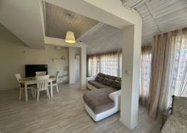 Spacious two-room apartment 400 meters from the sea. Photo 4