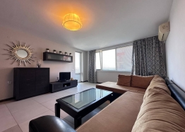 Prostorný třípokojový apartmán s úžasným výhledem na moře. Foto 3