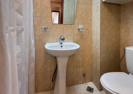 Geräumige Wohnung in einer kleinen Wohnanlage in exzellenter Lage. Foto 18