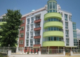 Квартира с большой террасой в хорошем жилом комплексе. Фото 5