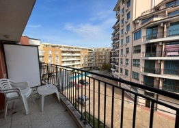 Große Wohnung nahe dem Strand und dem Zentrum von Nessebar. Foto 6