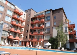 Excellent studio with pool view in a good complex. Photo 4
