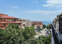 Apartment with side sea view. Photo 5