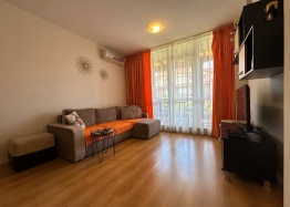 Apartment with side sea view. Photo 11