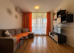 Apartment with side sea view. Photo 12