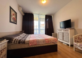 Apartment with side sea view. Photo 14