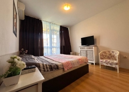 Apartment with side sea view. Photo 15