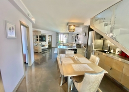 Mezonetový apartmán se 4 ložnicemi v komplexu Esteban. Foto 4