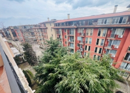 One bedroom apartment in a great complex. Photo 6