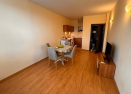 Velký dvoupokojový apartmán s výhledem na moře. Foto 12