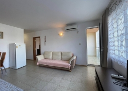 Two-room apartment 200 meters from the sea. Photo 15