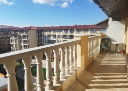 Apartament z widokiem na basen w kompleksie o doskonałej lokalizacji. Zdjęcie 6