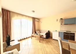 Przestronny apartament w centrum kurortu. Zdjęcie 11