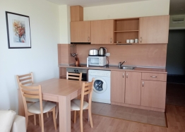 Apartment with mountain view in a large complex. Photo 10