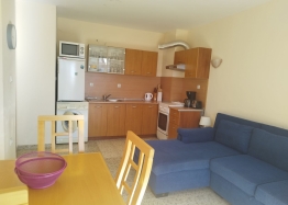 Apartament z widokiem na basen w kompleksie o doskonałej lokalizacji. Zdjęcie 8