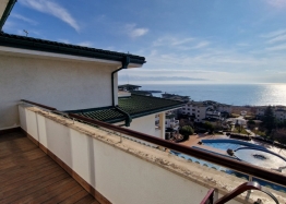 Excellent apartment with sea view in Emerald Ravda complex. Photo 1