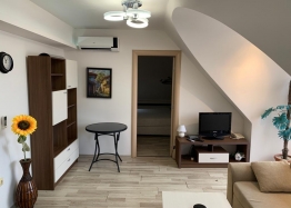 Двухкомнатная меблированная квартира с джакузи на Солнечном берегу. Фото 3