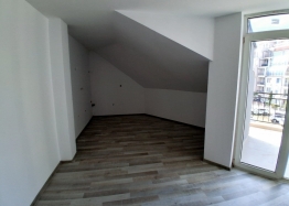 Hervorragende Wohnung für dauerhaften Wohnsitz und Sommerurlaub. Foto 3