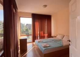 Geräumige Wohnung in einem Familienkomplex. Foto 11