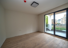 Spacious new apartment with a view of the pool and park. Photo 5