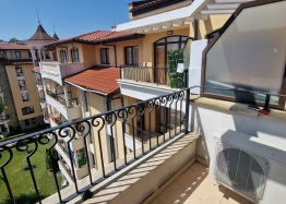 Двокімнатна квартира в розкішному комплексі з видом на басейн. Фото 7