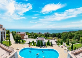 Apartmán s výhledem na moře ve velkém komplexu. Foto 4