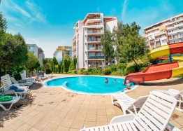 Útulný dvoupokojový byt 200 metrů od moře v krásném komplexu. Foto 13