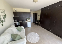 Vynikající studio s výhledem na bazén ve velkém komplexu na pobřeží. Foto 9
