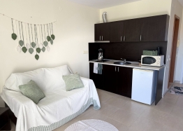 Vynikající studio s výhledem na bazén ve velkém komplexu na pobřeží. Foto 11