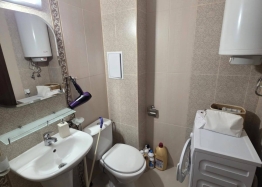 Zweizimmerwohnung 100 Meter vom Meer entfernt in Sveti Vlas. Foto 5