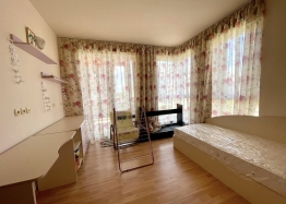 Nice three-room apartment 400 meters from the beach. Photo 9