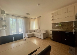 Nice three-room apartment 400 meters from the beach. Photo 3
