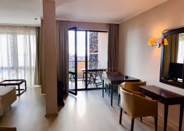 Большая студия с видом на море в роскошном комплексе. Фото 9