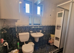 Dreizimmerwohnung mit großer Terrasse 100 Meter vom Meer entfernt. Foto 12