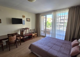 Útulné studio ve velkém rodinném komplexu. Foto 6