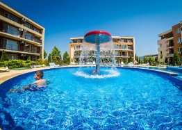 Excellent studio with a pool view. Photo 1 Excellent studio with a pool view. Photo 1