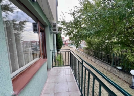 Dreizimmerwohnung im Komplex ohne Instandhaltungskosten. Foto 17