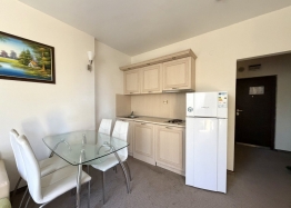 Двухкомнатная квартира в 400 метрах от моря. Фото 4 Двухкомнатная квартира в 400 метрах от моря. Фото 4