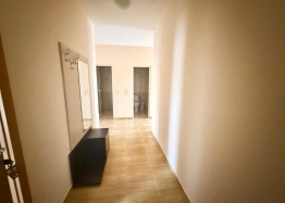 Apartment with a view of the large complex area. Photo 28