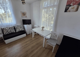 Симпатична квартира в комплексі з низькою таксою підтримки. Фото 1