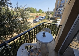 Симпатична квартира в комплексі з низькою таксою підтримки. Фото 3