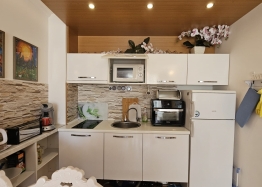 Dvoupokojový apartmán v luxusním komplexu na pobřeží. Foto 15