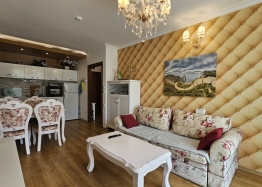 Dvoupokojový apartmán v luxusním komplexu na pobřeží. Foto 1