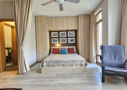 Spacious studio in a luxury complex on the first line. Photo 4