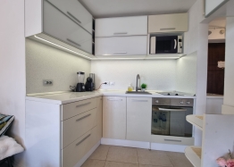 Two-room apartment in a complex without maintenance fee. Photo 3