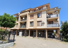 Three-room apartment 400 meters from the beach in Ravda. Photo 20