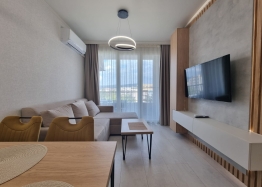 Zweizimmerwohnung, möbliert, in einem Komplex. Foto 4