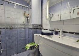 Eine große, schöne Dreizimmerwohnung in einer gemütlichen Familienanlage. Foto 22